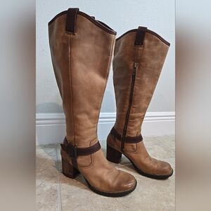 BORN WOMENS  RIDING BOOTS  LEATHER  S 7.5  BLOCK HEEL